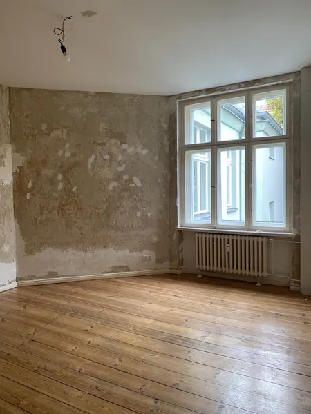1 Zimmerwohnung mit Dielen und Wannenbad — photo 1